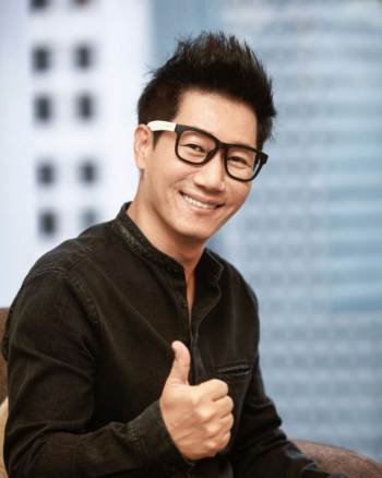 https://ms.wikipedia.org/wiki/Fail:Ji_Suk-jinRM.jpg#/media/Fail:Ji_Suk-jinRM.jpg